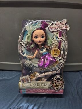 2014 Way Too Wonderland Ever After High 17-inch Madeline Hatter Doll